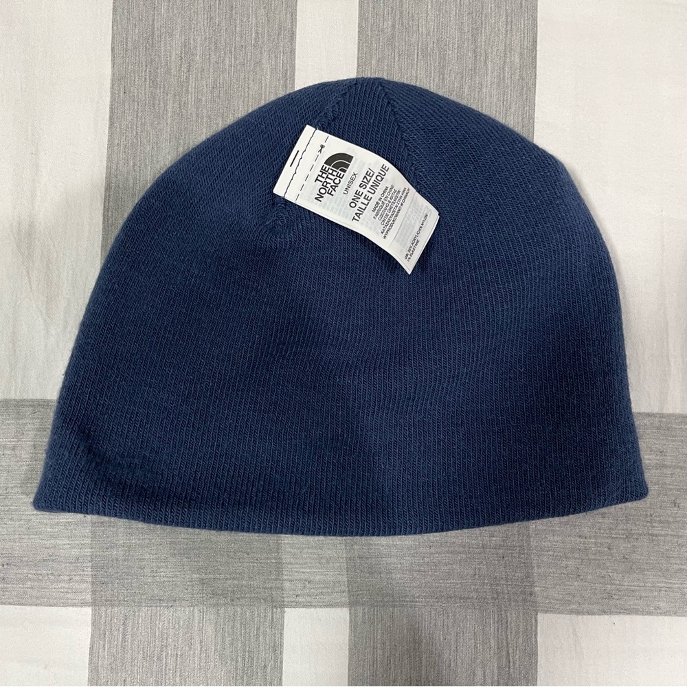 North Face Reversible Beanie - Picture 6 of 8